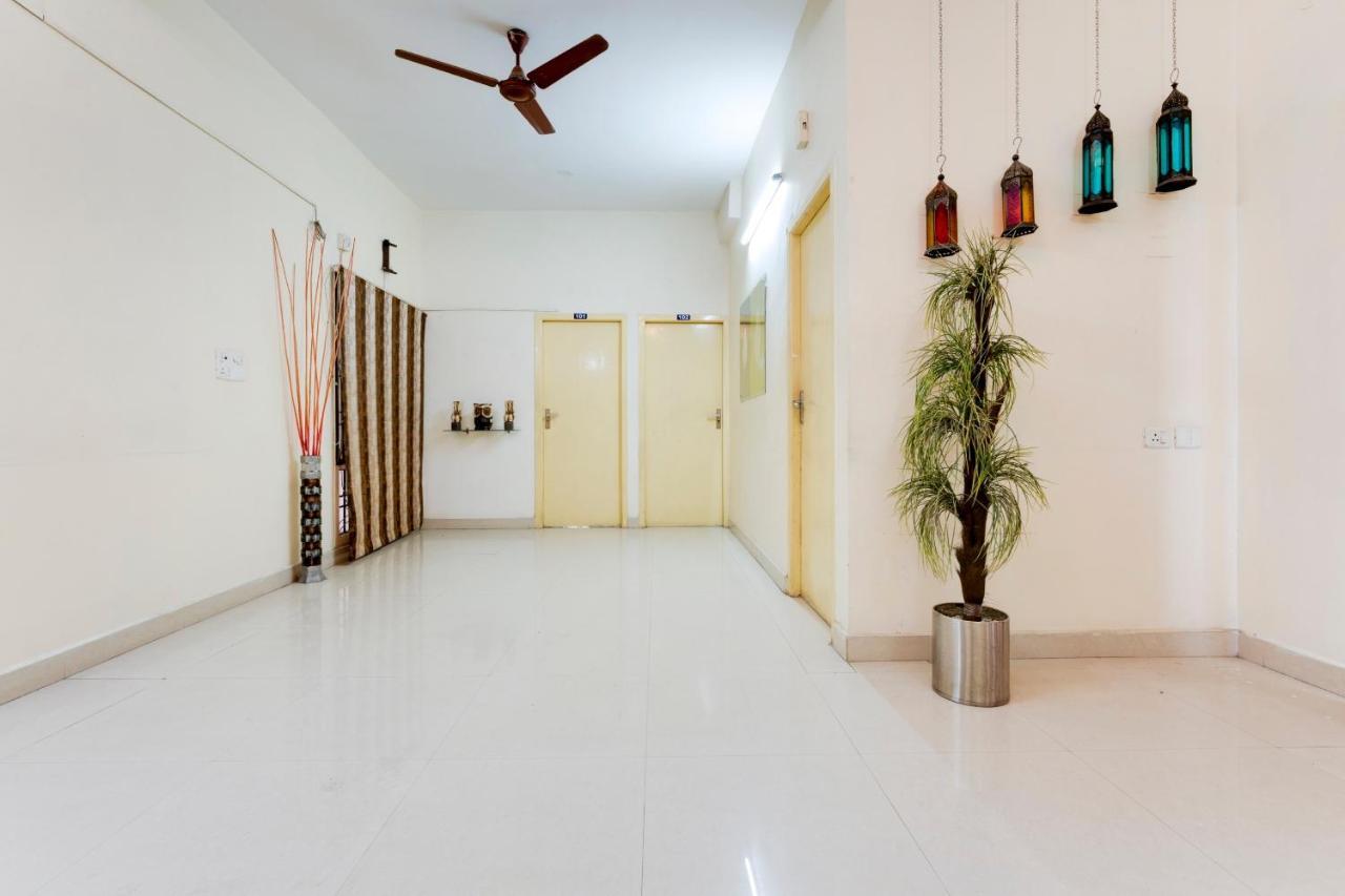 O J2 Service 3* Chennai