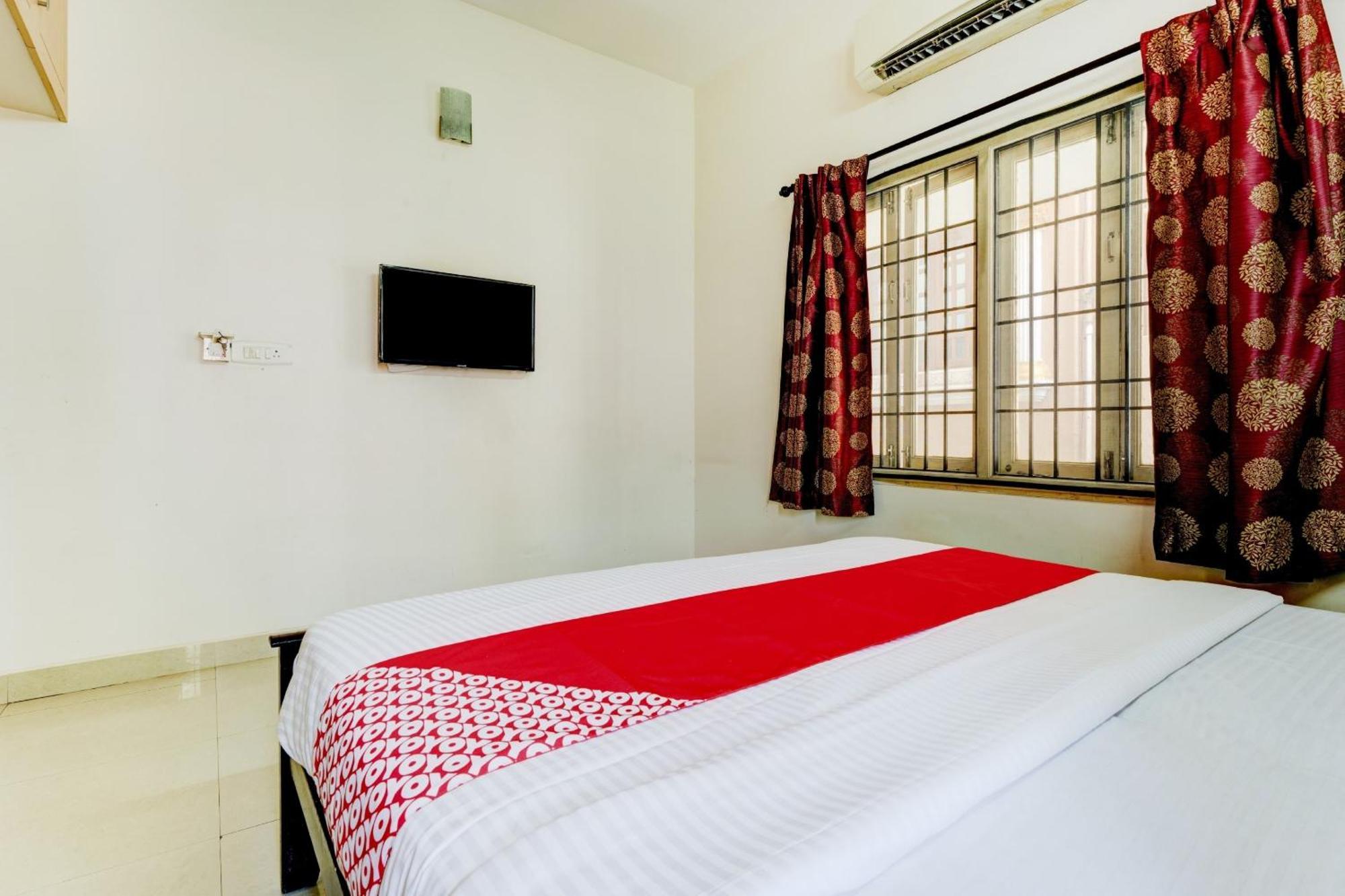 Hotel O J2 Service